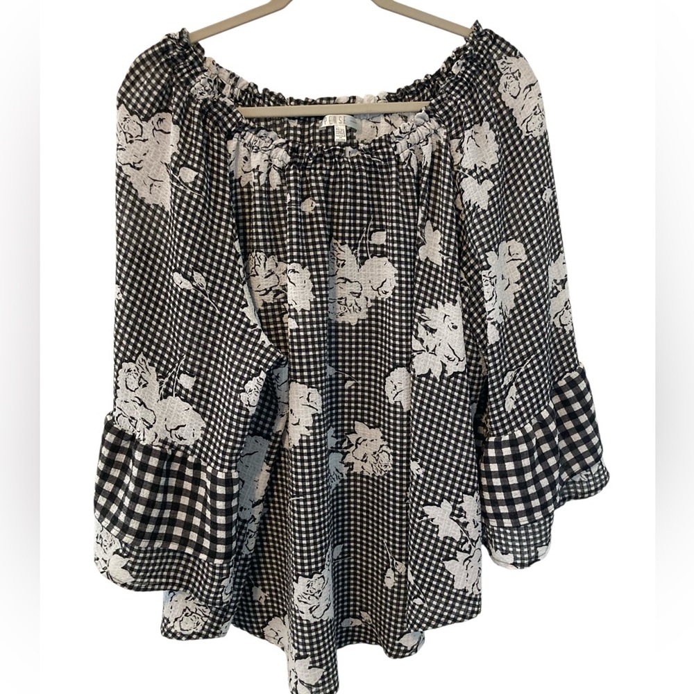 Spense size 2X wide arm blouse